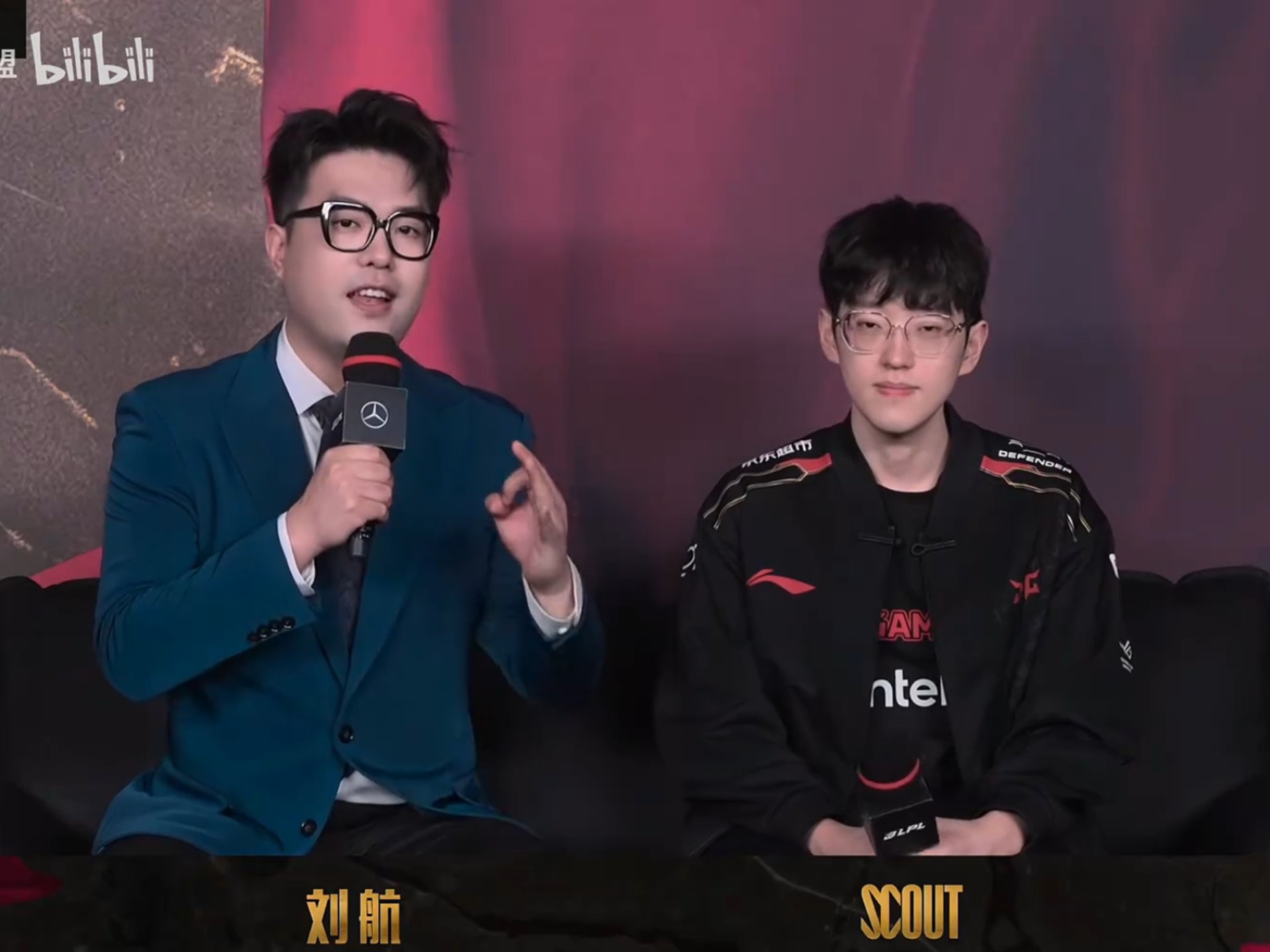 包含Scout巅峰对决，Faker与30激战法国队分钟，精彩发挥胜负难料！的词条